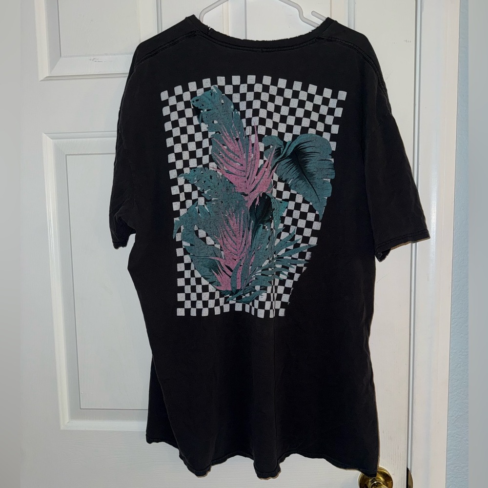 Distressed Black Graphic T-Shirt with Tropical Graphic Print Front & Back - Picture 2 of 11